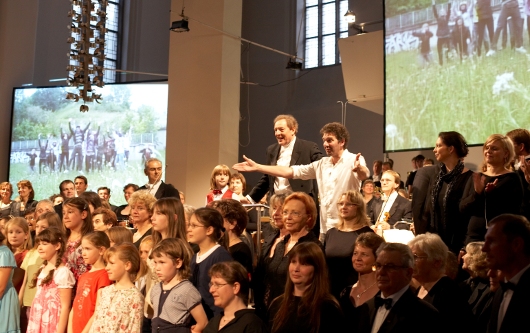 helmut_oehring_liebe.heimat.tod_c_brandenburgisches_staatsorchester_web.jpg helmut_oehring_liebe.heimat.tod_c_brandenburgisches_staatsorchester_web.jpg