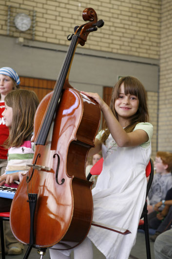 201105_mupromandi_c_grundschule_manderscheider_platz_mg_3855_web.jpg 201105_mupromandi_c_grundschule_manderscheider_platz_mg_3855_web.jpg