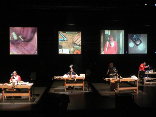 20080623_falsche_arbeit_jugendhaus_hallschalg_mit_koetter_seidl_c_harald_wiester_4_web.jpg 20080623_falsche_arbeit_jugendhaus_hallschalg_mit_koetter_seidl_c_harald_wiester_4_web.jpg